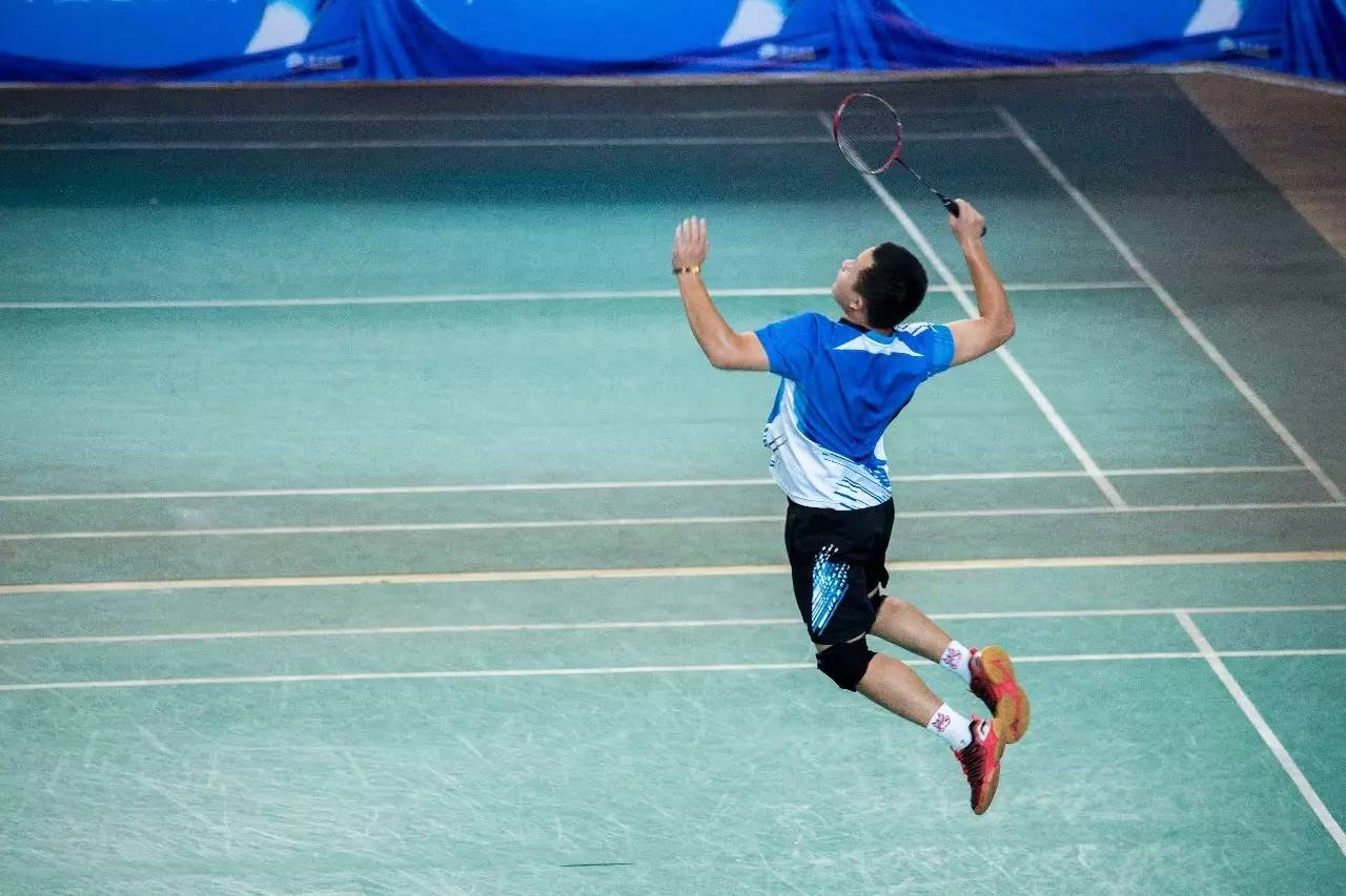 个长洞的处 个长洞的处