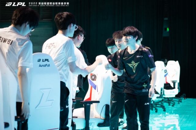 对于那些在 对于那些在