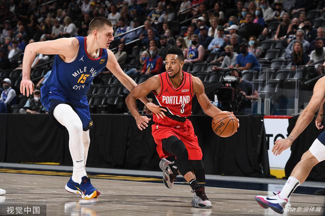 一名夺冠 一名夺冠