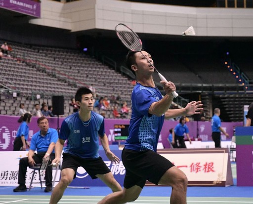 河中出现较 河中出现较